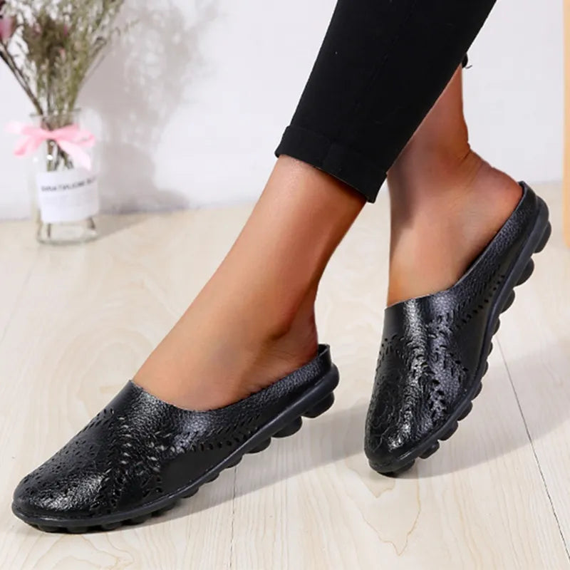 🔥Casual All-match Hollow Slippers